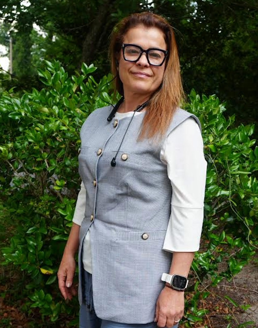 Elena Huttenlocher
